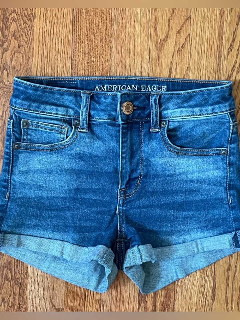 VGC Next Level Stretch Cuffed Jean Shorts. Size 4.